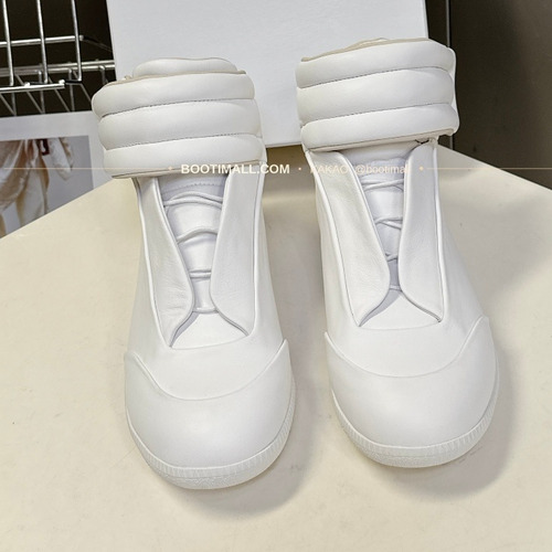 메종마르지엘라 퓨처 송아지가죽 히든밴드 하이탑 스니커즈 Maison Margiela Future Calfskin Hidden Band High-Top Sneakers