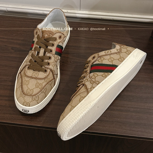 구찌 스트레치 송아지가죽 펀칭 빈티지 로우탑 스니커즈 Gucci Stretch Calfskin Perforated Vintage Low-Top Sneakers