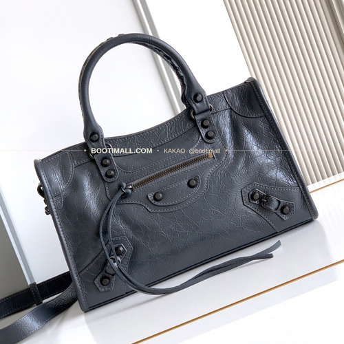 발렌시아가 르시티 레더 태슬 모토 숄더백 Balenciaga Le City Leather Tassel Moto Shoulder Bag 2022 30cm