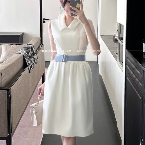 셀린느 2026SS 벨티드 슬리브리스 플레어 미디 원피스 화이트 Celine 2026 SS Belted Sleeveless Flare Midi Dress White