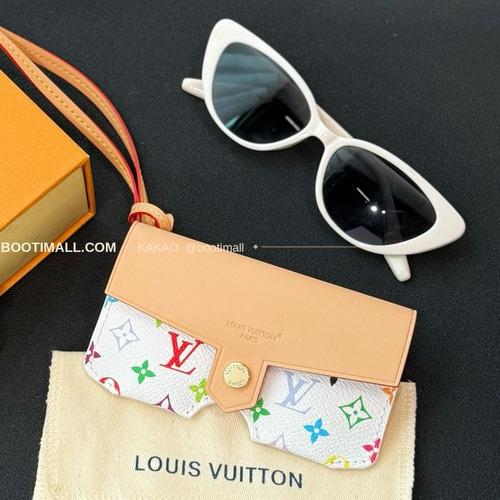 루이비통 모노그램 코팅 캔버스 레더 선글라스 파우치 Louis Vuitton Monogram Coated Canvas Leather Eyewear Pouch M02580