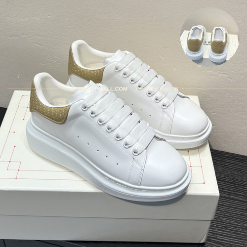 Alexander McQueen Oversized Sneaker White Leather 553770WHGP5 알렉산더 맥퀸 오버사이즈 스니커즈 화이트 레더
